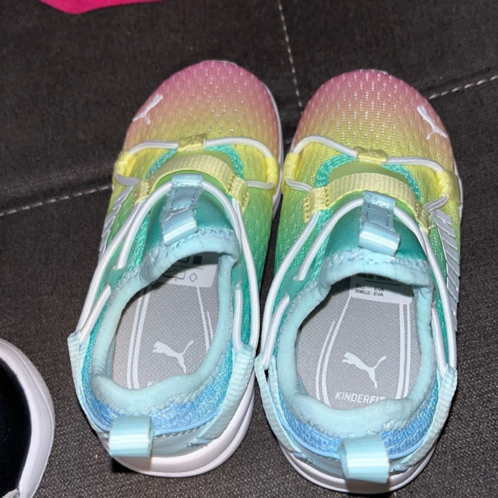 Toddler 7 C rainbow Puma